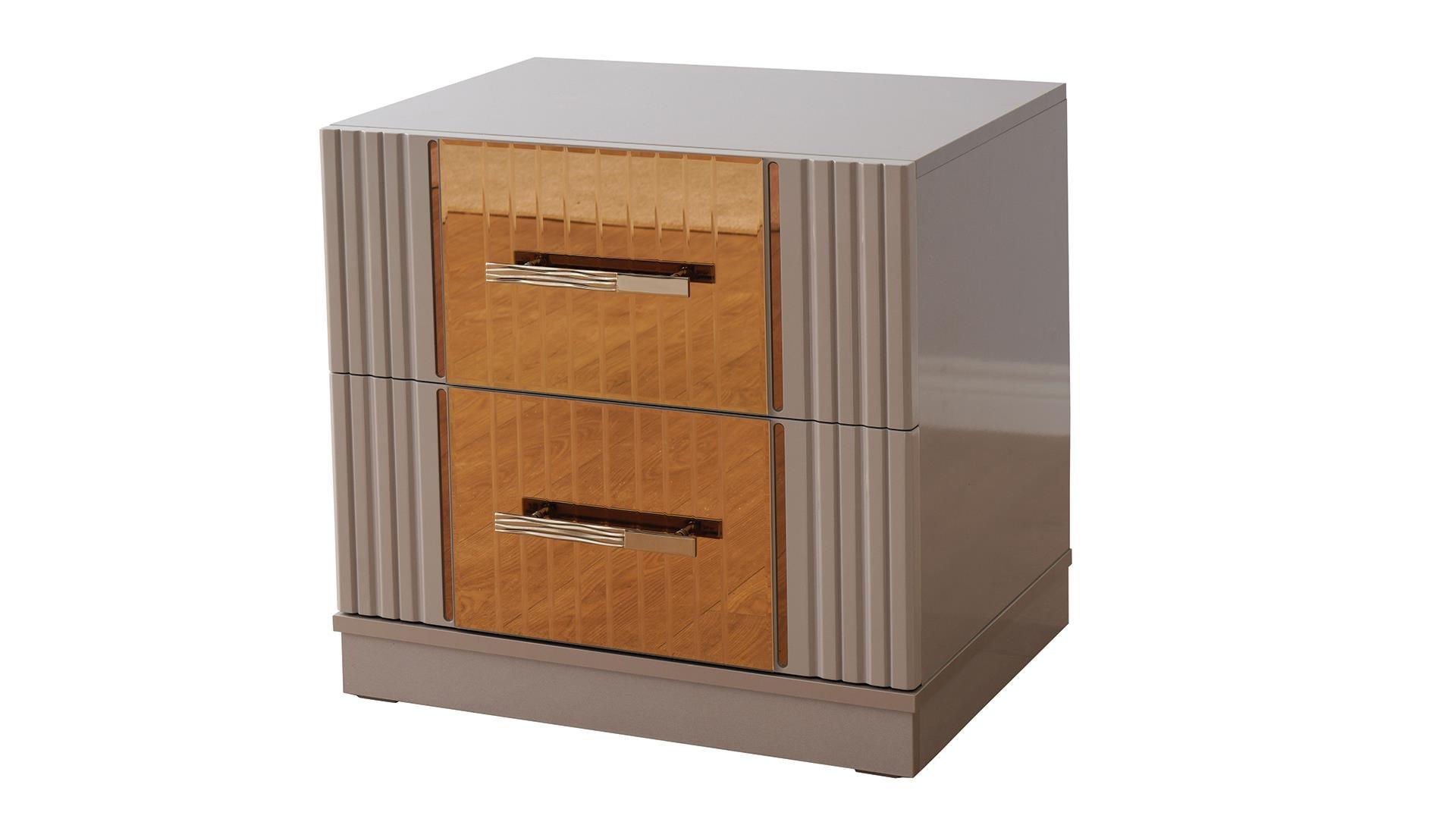 Lorenzo Grey & Gold - Bedroom Set - Royal Living Furniture