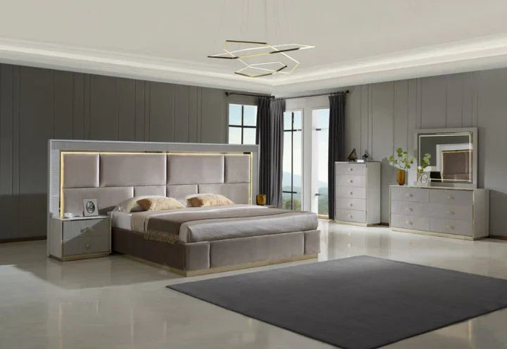 Windsor Bed Room Set - Royal Living Furniture