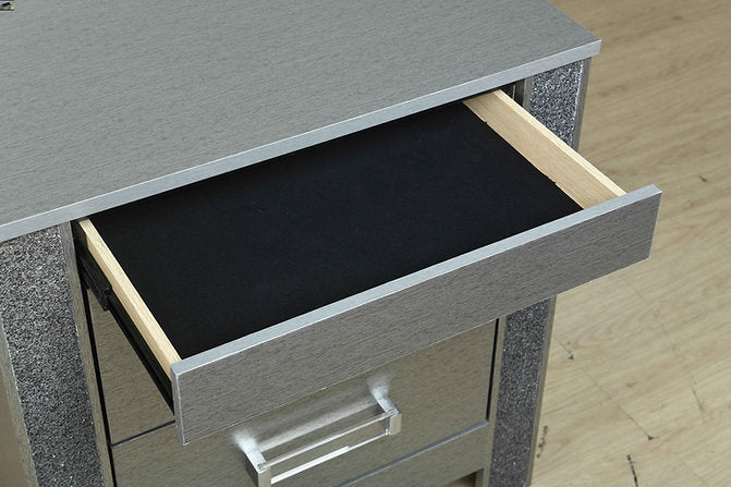 Logan-Silver Bedroom Set - Royal Living Furniture